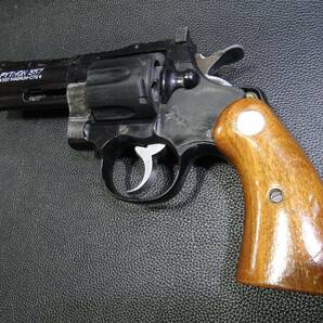 モデルガン 木製グリップ ★ コルトパイソン 357 MAGNUM ４インチ / MGC 【中古品】の画像3