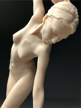 樹脂製　大型31センチ　西洋彫り　女神　ヌード　デッサン人形　ポージング　女性　少女　フィギュア　美人　裸婦　仏像　　重さ約239ｇ_画像5