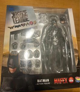 MAFEX BATMAN バットマン 「ジャスティス・リーグ」No.056