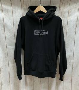 Supreme × KAWS／21SS／パーカー／KAWS Chalk Logo Hooded Sweatshirt／シュプリーム／カウズ／S／フードパーカー／ブラック