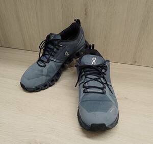 On/ on / sneakers /5998531/Cloud 5 Waterproof Metal/ gray / 27cm