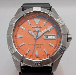 SEIKO セイコー セイコー5 7S36-01Z0 5スポーツ オレンジ文字盤 デイデイト ラバーベルト 自動巻