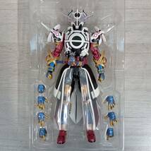 S.H.Figuarts 仮面ライダーエボル ブラックホールフォーム(フェーズ4) 魂ウェブ商店 仮面ライダービルド BANDAI_画像3