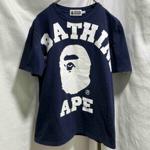 A BATHING APE フロントロゴプリントTEE 半袖Tシャツ コットン ネイビー サイズ:M 001CSC301004X アベイシングエイプ