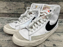 NIKE BQ6806-100 ブレーザー MID ’77 26cm_画像1