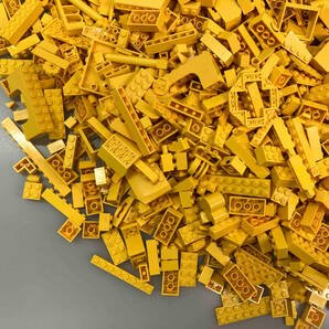 LEGO 色分けブロック バラ 【黄色/イエロー】3Kg以上 大量 まとめ売り パーツ プレート 基本ブロック 特殊ブロック 部品取りの画像6