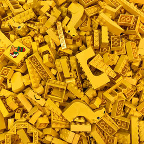 LEGO 色分けブロック バラ 【黄色/イエロー】3Kg以上 大量 まとめ売り パーツ プレート 基本ブロック 特殊ブロック 部品取りの画像1