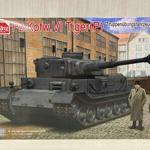 Amusing 1/35 ドイツ重戦車 TIGER(P) 35A023の画像1