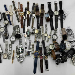 ジャンク 腕時計 CASIO,SEIKO,DIESEL,スマートウォッチ その他 57点（腕時計本体55,充電器1,バンド1） まとめ売りの画像1