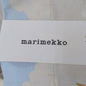 美品 未使用 marimekko マリメッコ エプロン Pieni Unikko ウニッコ ベージュ×オフホワイト×ブルーの画像3