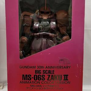 BANDAI BIC SCALE MS-06S ZAKUⅡ シャア専用ザク アニメーションカラーバージョン 30周年記念の画像1