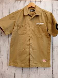 X-LARGE 01191403 半袖シャツ ストリート オーカー 01191403 OG WORK SHIRTS ワークシャツ エクストララージ メンズ Sサイズ