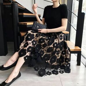 花柄　スカート　フレア　Aライン　美シルエット　上品 黒 エレガント レース ワンピース　韓国　綺麗め　刺繍　フラワー　黒　