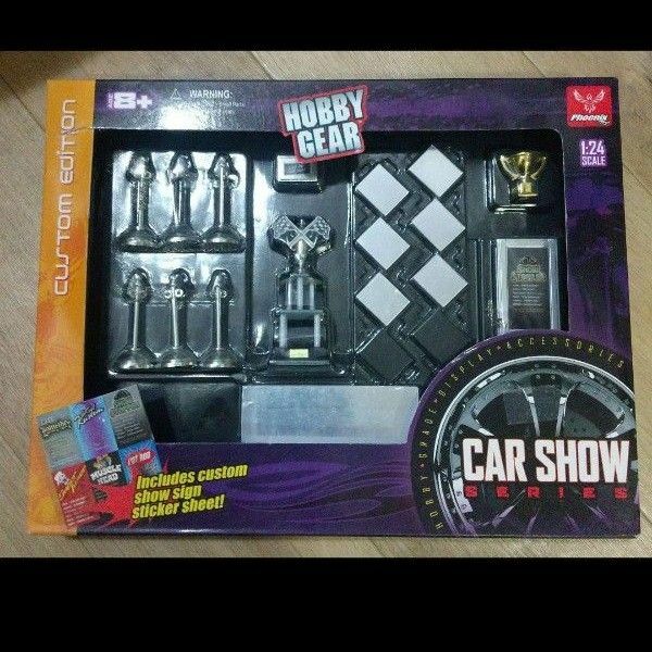 Hobby Gear 1:24 Car Show Set 18410