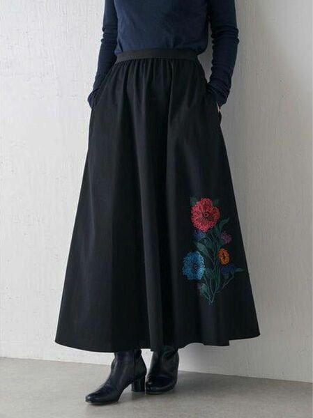 BEARDSLEY ビアズリー 裾花 刺繍 フラワー ロングスカート ブラック