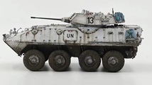 1/35 アメリカ LAV-25 8×８装輪装甲車 組立塗装済完成品_画像1