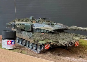 1/35 ドイツ軍 レオパルト2A7V 主力戦車 組立塗装済完成品