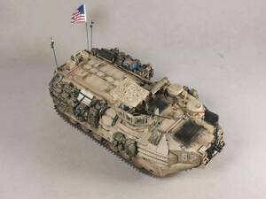 1/35 アメリカ海軍 aav7Ⅱ 水陸両用車 組立塗装済完成品