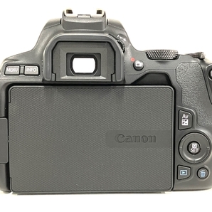 【動作保証】 Canon キャノン EOS Kiss X10 EF-S 18-55mm IS STM EF-S 55-250mm IS STM Kit ダブルズームキット カメラ 中古 美品 B8719724の画像3