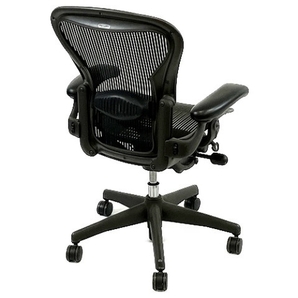 【動作保証】 Herman Miller ハーマンミラー Aeron Chair アーロンチェア オフィスチェア ゲーミングチェア 家具 椅子 中古 楽 T8705997の画像7