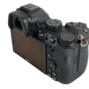 【動作保証】Nikon Z5 24-200 kit ミラーレス 一眼 レフ カメラ Z 24-200mm F4-6.3 VR 写真 撮影 ニコン 中古 N8742826の画像4