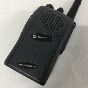 MOTOROLA Handie TalkieIII 小エリア無線通信 システム対応 業務用 無線 トランシーバー 4個 セット 中古 F8467268の画像3