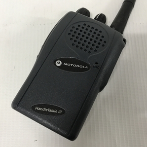 MOTOROLA Handie TalkieIII 小エリア無線通信 システム対応 業務用 無線 トランシーバー 4個 セット 中古 F8467268の画像4