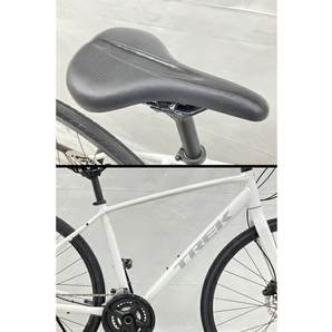 【動作保証】TREK FX3 DISC クロスバイク SHIMANO ACERA ALIVIO サイクリング Mサイズ ホワイト 自転車 トレック 中古 楽 O8783607の画像3