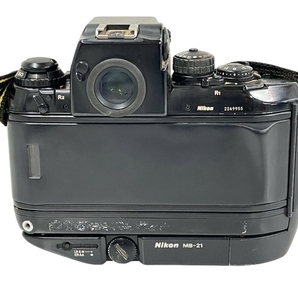 【動作保証】Nikon F4 フィルムカメラ ボディ バッテリーパック付き MB-21 カメラ ジャンク T8797163の画像3