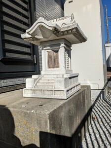 屋敷神 敷地神 御稲荷樣 祠 地神様 氏神様 社 引取か配達のみ