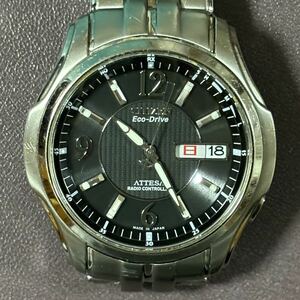 ◎美品　◆シチズン／エコドライブ／アテッサ／文字盤黒／チタン／ATD53-2803／CITIZEN Eco-Drive ATTESA／電波時計／デイデイト