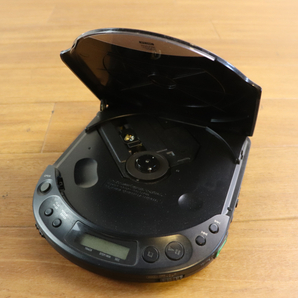 SONY ソニー Discman ディスクマン D-223 ポータブルＣＤプレイヤー オーディオ機器 オーディオ 音響機器 音響 趣味 005FUFFY66の画像7