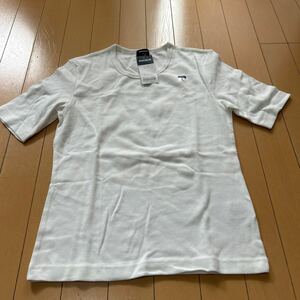 新品未使用　UNIQLO ユニクロ　レディースLサイズ半袖Tシャツ