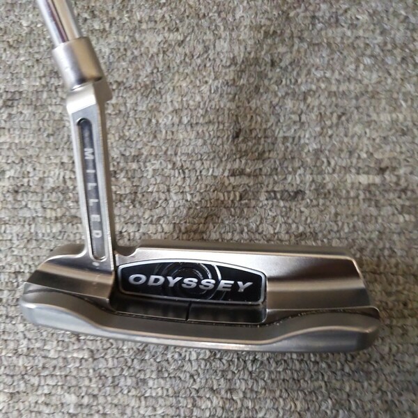  ODYSSEY black series 1 MILLED 33インチ パター