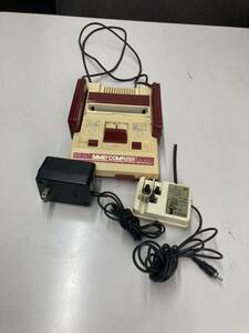 ★ FAMILY COMPUTER ファミコン HVC-002 本体 任天堂 Nintendo ニンテンドー 動作未確認 現状品