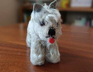 とっても可愛い！シュナウザー犬のテッシー 8㎝　シュタイフ　Steiff　珍しい最小サイズ　オリジナル首輪付き