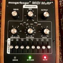 レアエフェクター 動作品 MOOG inc. moogerfooger MIDI MuRF MF-105M モーグ dtm daw モジュラーシンセ エクスプレッションペダル付属_画像3