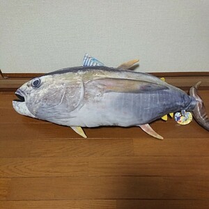 マグロ　クッション　ひんやり　ぬいぐるみ　リアル　魚　クッション　タグ付き