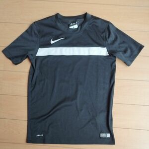 NIKE DRI-FIT キッズ子供 半袖Tシャツ ナイキ サイズS　黒ブラック ジュニア半袖