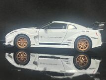 日産 GTR 1/24 ミニカー 白 ニッサン H121_画像6