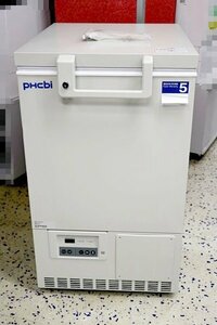 冷えOK PHC / phcbi　超低温 フリーザー ★MDF-C8V1-PJ /84L /-85℃/単相100V★　ヘラ&カギ付き　50151Y