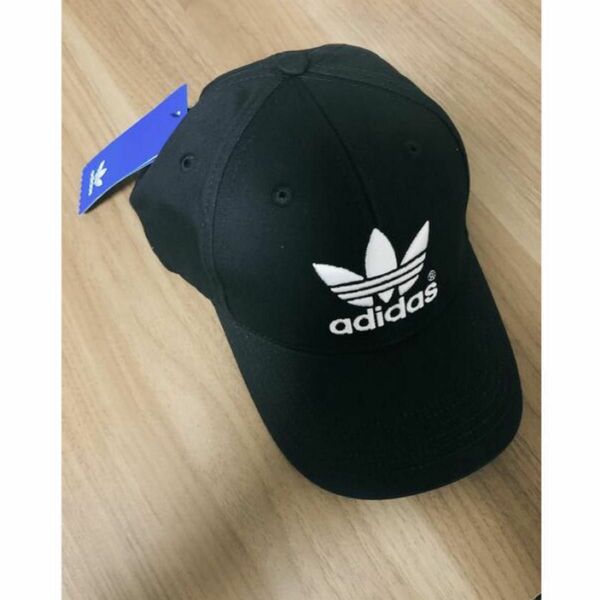 adidas originals キャップ