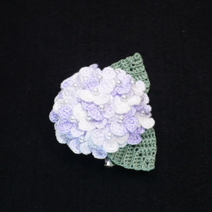 Handmade ◆ お花のコサージュ ◆ 紫陽花 ◆ 白～薄紫 ◆ 2way ◆ レース編みの画像9