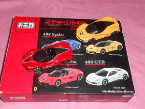 訳あり！即決★タカラトミー TOMICA フェラーリセット★4台⇒2台 LaFerrari＆Aperta ミニカー