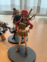 ONE PIECE ワンピース フィギュア ルフィ ミリタリー ローソン DXサンジ ロロノア ゾロ フォルムZナミ アイン グラレディ 他まとめて6体 _画像3