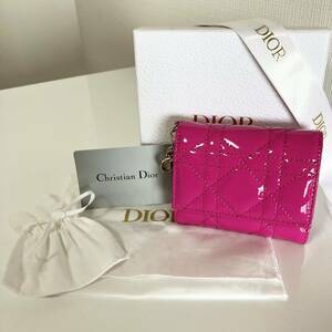 新品☆Dior クリスチャン ディオール パテント コンパクトウォレット