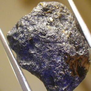ベトナム産のテクタイトです。 隕石衝突によって生まれた石 2.6ｇの画像2
