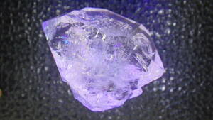 マダガスカル産のオイル入り水晶です。　結晶　写真全量　市場では意外と高いものですが