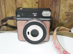 S2718 60 FUJIFILM フジフィルム instax SQUARE SQ6 本体のみ