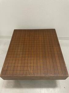 碁盤 脚付　木製 板厚 7.5cm (約2.5寸)44.5×41cm 高さ20cm(足含む) へそ有り　18マス　囲碁 17622